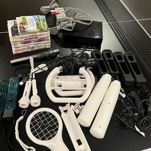 Wii Games & Accessories Set 🎮